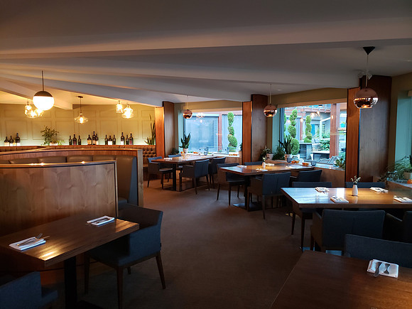 Qualicum Beach Inn Dining Room