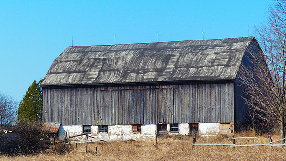 Old barn 10th line