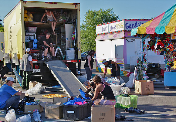 Set-up before carnival opens