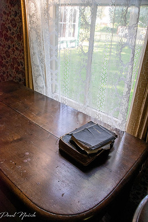 3. Lee House