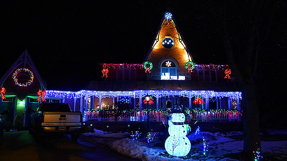 Iconic Stouffville Christmas Display